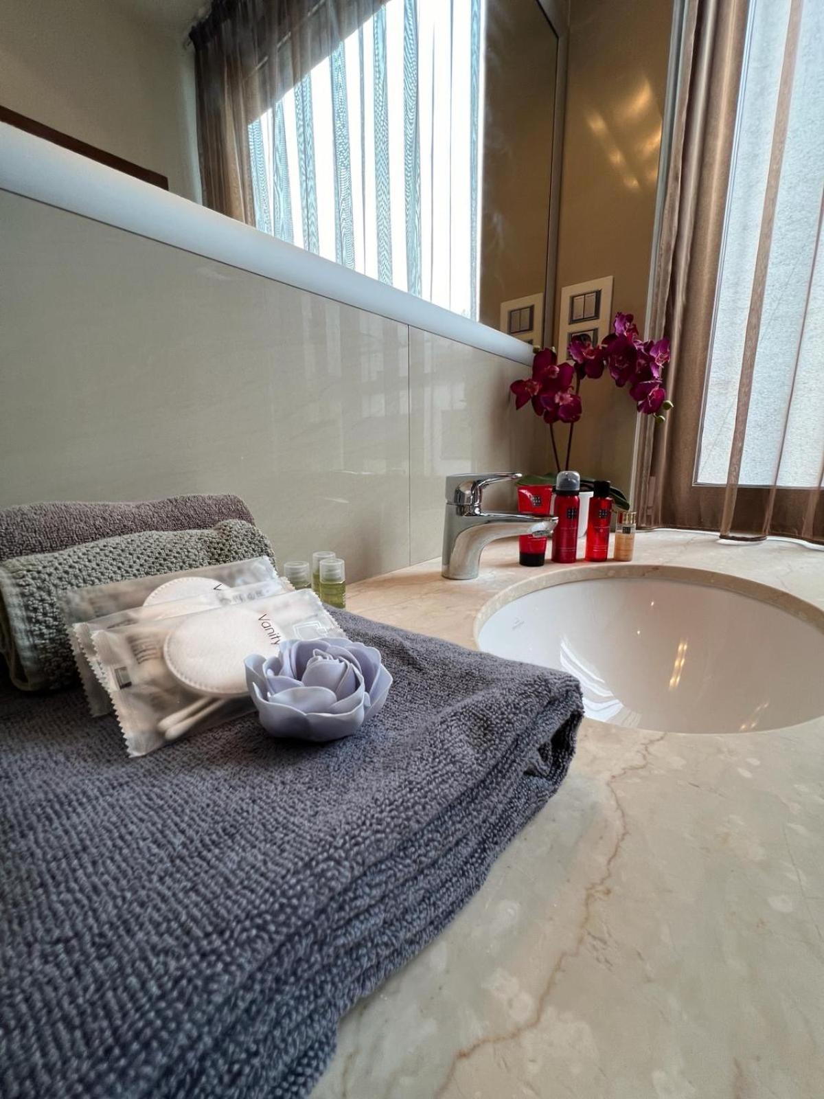 Revon Business Apartment 50 Dunajska Bratislava Ngoại thất bức ảnh