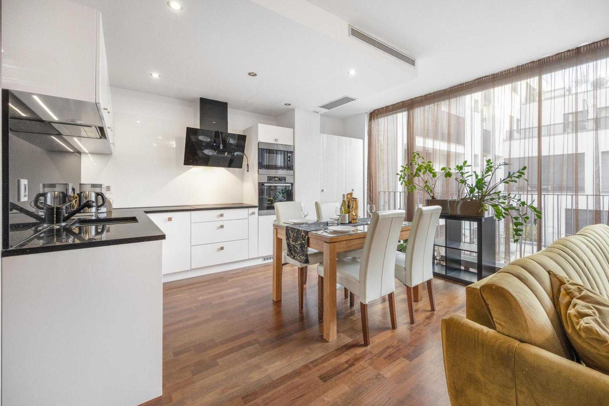 Revon Business Apartment 50 Dunajska Bratislava Ngoại thất bức ảnh